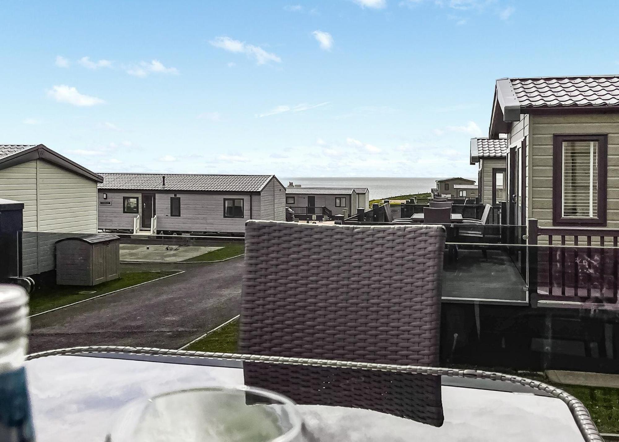 Aber Bay Holiday Park Aberystwyth Exterior photo